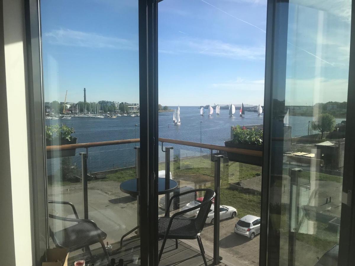 Apartment24 Yacht Club View Пярну Екстериор снимка